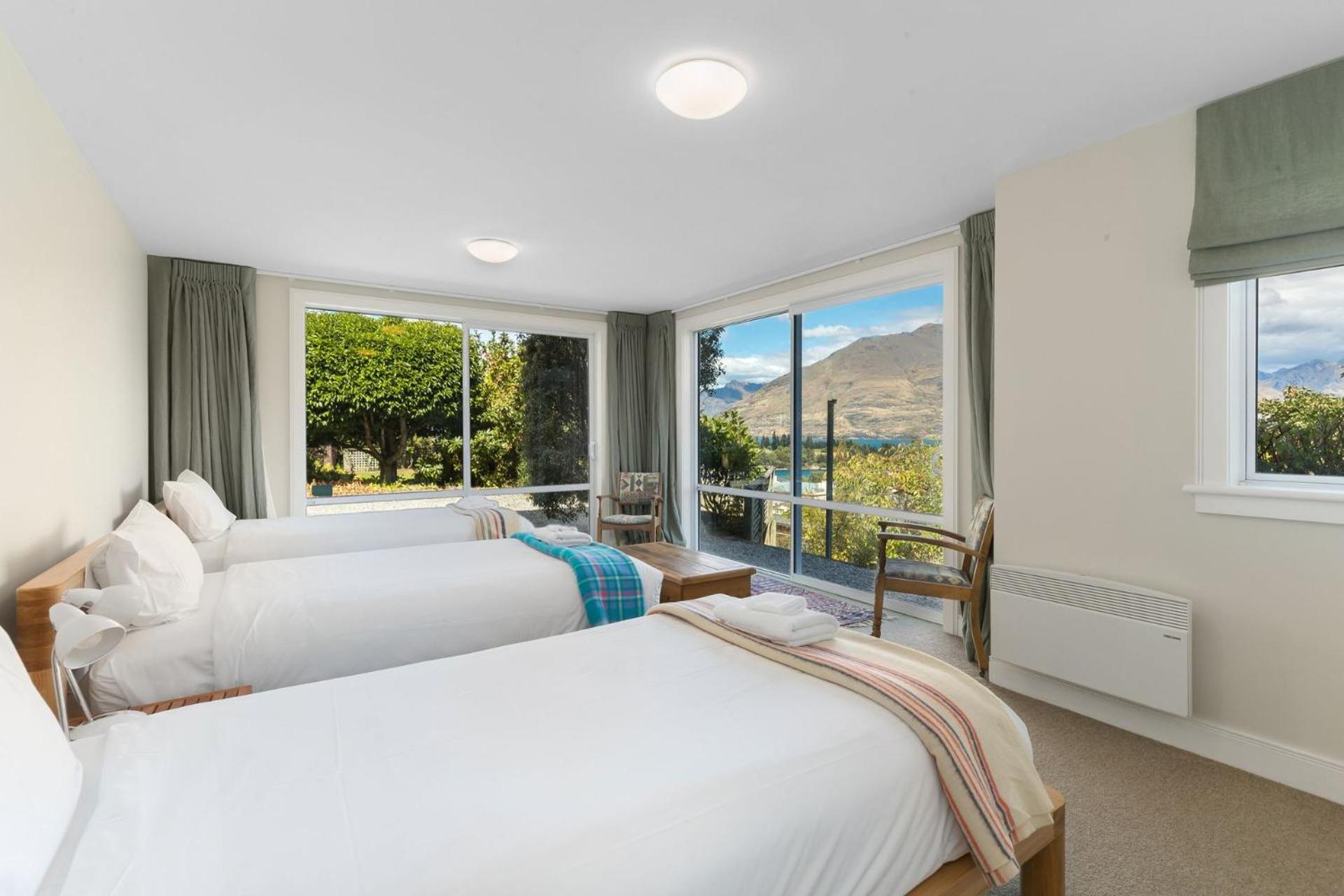 Queenstown Peaks Exterior photo
